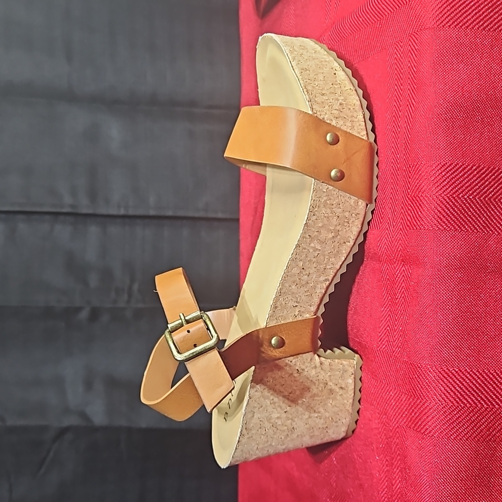 Bamboo platform sandals with cork heel